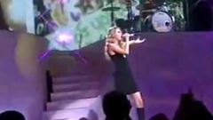 Taylor Swift - Wins 2 Teen Choice Awards In Concert