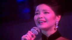 邓丽君 - 小城故事 & 郊道
