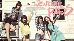 Jewelry - Pass