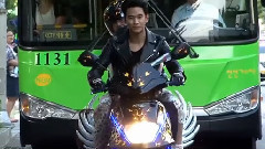 金秀贤 - 电影<可疑的她> DVD花絮金秀贤 Cut