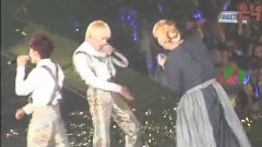 Super Junior - Dancing Out SuperShow4