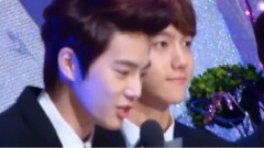 EXO-K,EXO - 小面包与大电眼