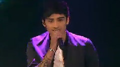 One Direction - Kiss You
