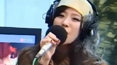 The SeeYa - Min Kyung Lost Game Again And Sing Trot Wear Wigs