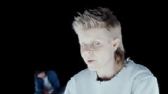 Robyn - Monument