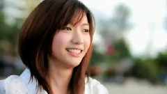 泰国群星 - Newwy Patitta Attayatamavitaya