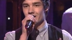 One Direction - What Makes You Beautiful