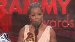 Mary J.Blige - SEES 3 GRAMMYS