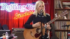 Ellie Goulding - Guns and Horses