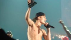 Justin Bieber - Diamond Award Newark NJ 2013