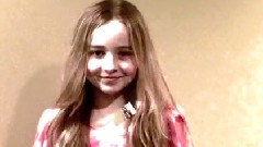 Sabrina Carpenter - Flat On The Floor