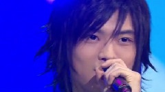 东方神起 - HUG