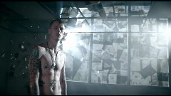 Machine Gun Kelly,Ester Dean - Invincible