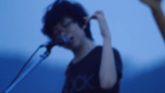 WHITE ASH - Crowds