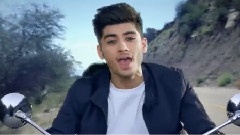 One Direction - Kiss You