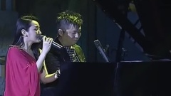 杨钰莹 - 我只在乎你