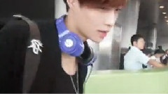 EXO,EXO-M - 黄花机场
