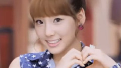 少女时代 - Taeyeon & IU Laughs Compilation!