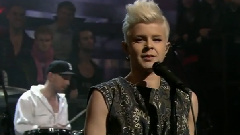 Robyn - Dancing On My Own
