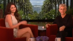 Selena Gomez - Selena Gomez Gets Scared