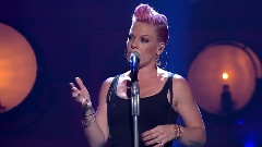 Pink - Sober - VH1 Storytellers现场版