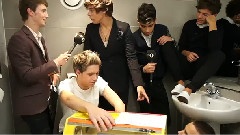 One Direction - One Direction In A Toilet With Matt Edmondson