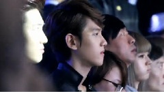 EXO - 表演时台下