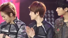 EXO - 最佳红毯造型奖领奖