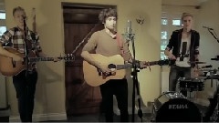 One Direction,模仿翻唱 - Live While We're Young