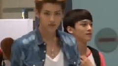 EXO-M - 仁川机场入境