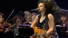 Amy Macdonald - Footballers Wife