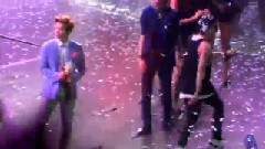 Super Junior - Dancing To To You