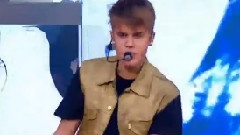 Justin Bieber - All Around The World
