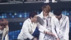 EXO,EXO-M - 入座,忙碌的吴亦凡