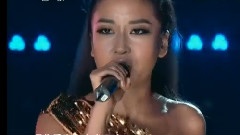 吉克隽逸 - 彩色的黑