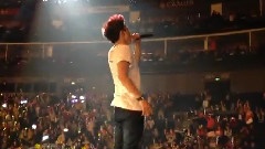 2PM - 佑荣玩自拍与fans互动