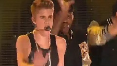 Justin Bieber - Beauty And A Beat