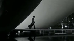 BigBang,G-Dragon(BigBang) - 8 8llow Me U+LTE8 CF 黑白 Ver.30s