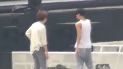 EXO-M,EXO - Dance Battle