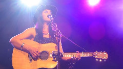 Amy Macdonald - Dancing In The Dark