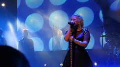 Kelly Clarkson - Because Of You
