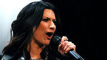 Laura Pausini - Laura Pausini - In Assenza Di Te 演唱会版