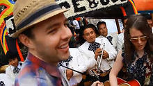 Jesse & Joy,Youth Group - Jesse & Joy - Aqui Voy 官方版