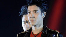 王力宏 - 王力宏《火力全开》江苏卫视2013跨年演唱会