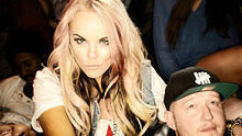 Katy Tiz,Queen - Katy Tiz - Famous 高清官方版