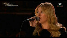 Kelly Clarkson,Bruno Mars - (You Make Me Feel Like A) Natural Woman 第55届格莱美现场版