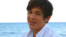 Austin Mahone,Tyler Ward - Austin Mahone - Heart In My Hand 高清海边现场版