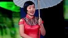 龚琳娜,老锣 - 龚琳娜、老锣《爱上大笨蛋》 2013江苏卫视春晚 现场版