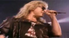 Def Leppard - Make Love Like A Man