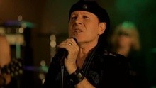 Scorpions,Kelly Clarkson - Across The Universe